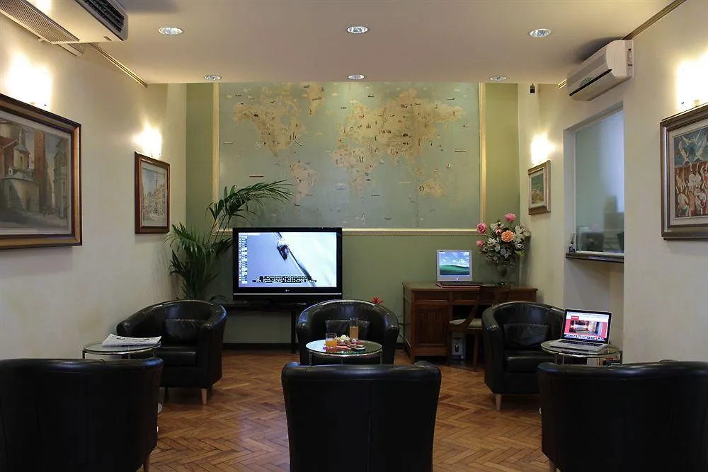 Hotel Perugino Milano 3*,