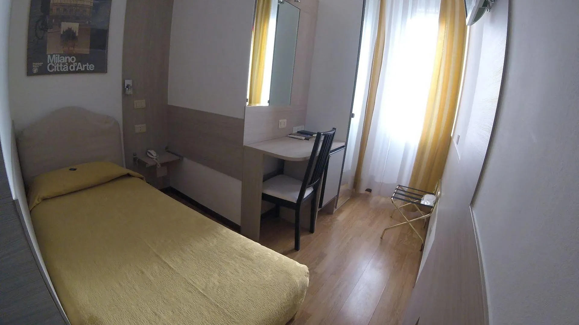 Hotel Perugino Milano 3*,  Italia