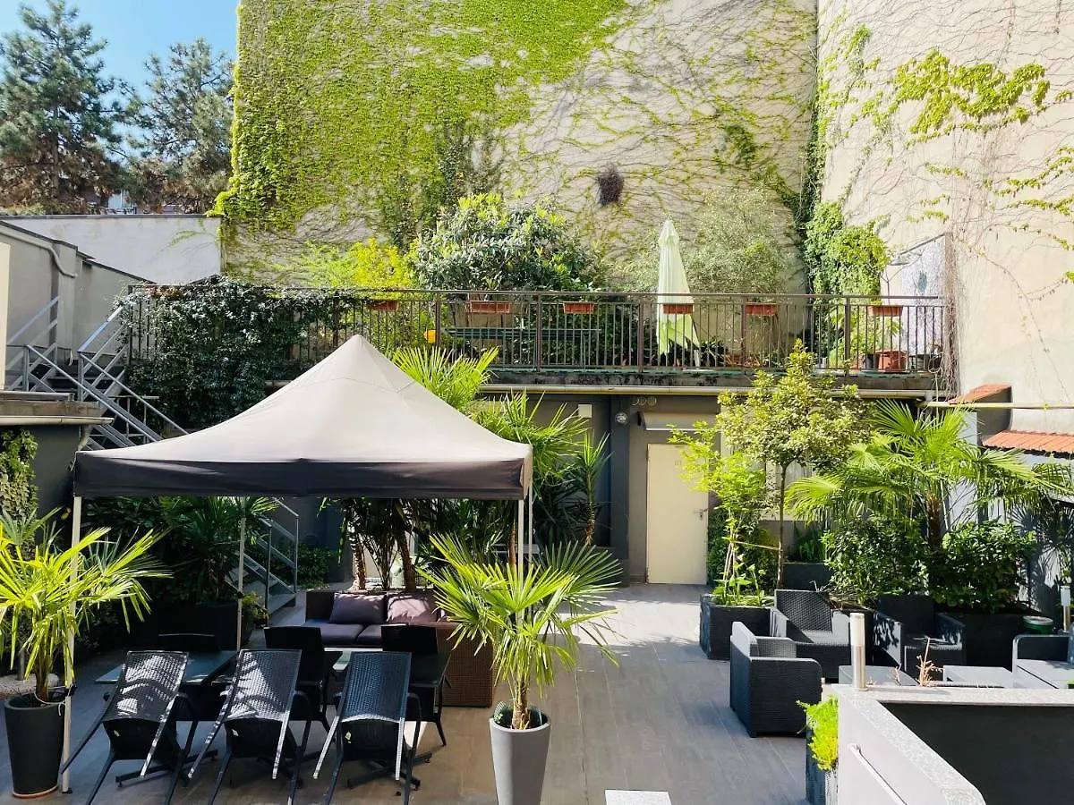 Hotel Perugino Milan