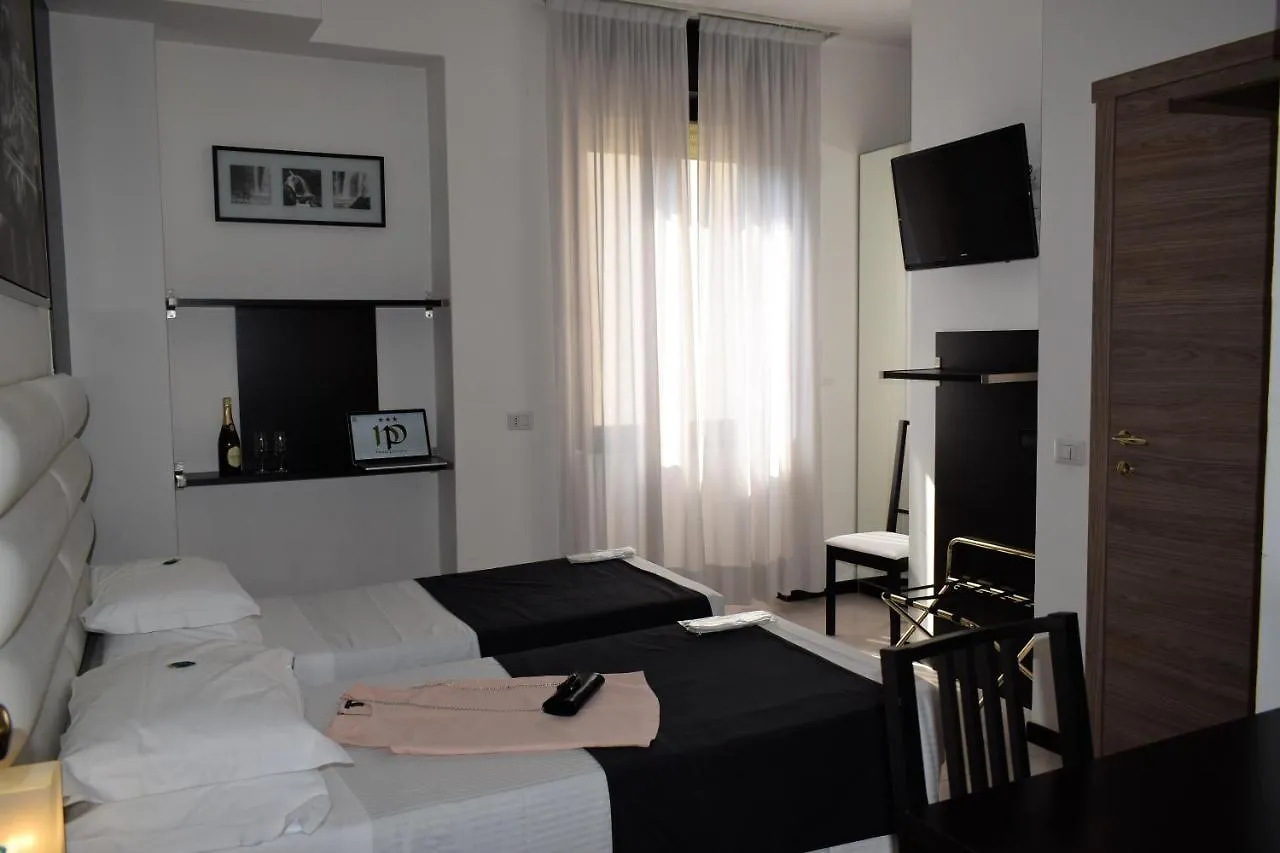 Hotel Perugino Milan