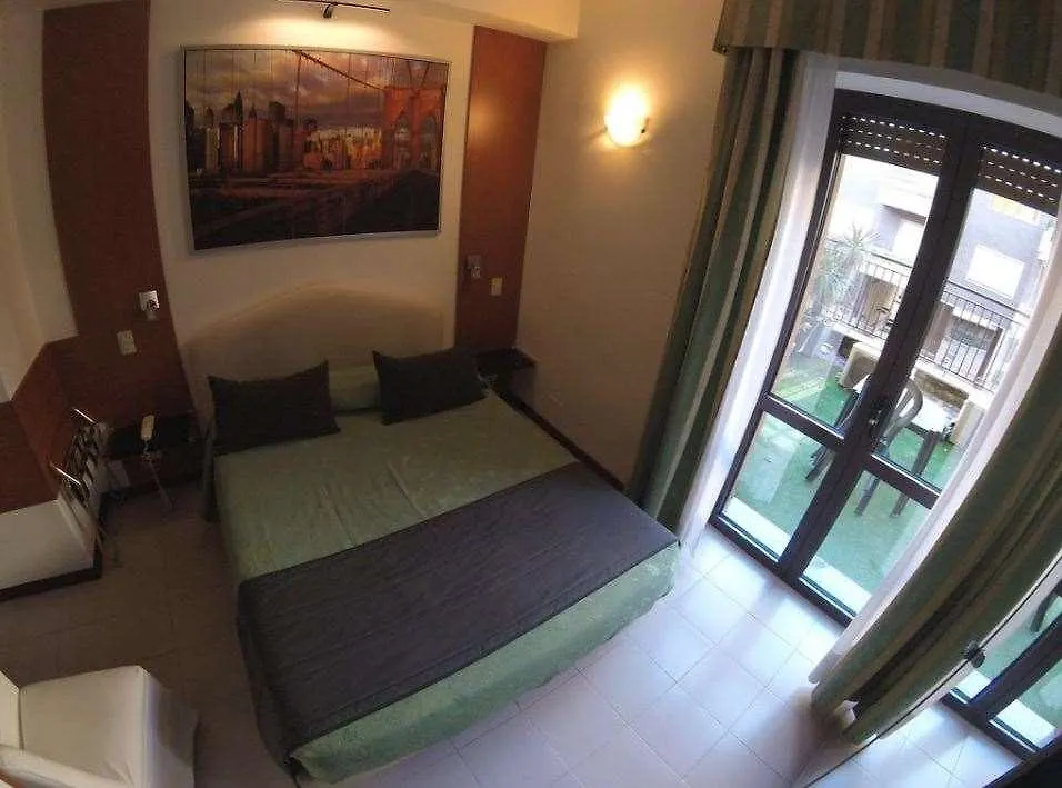***  Hotel Perugino Milan Italy